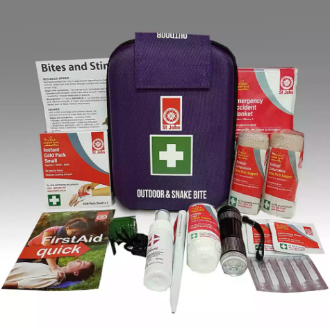 Picture of ST JOHN OUTDOOR AND SNAKE BITE FIRST AID MODULE